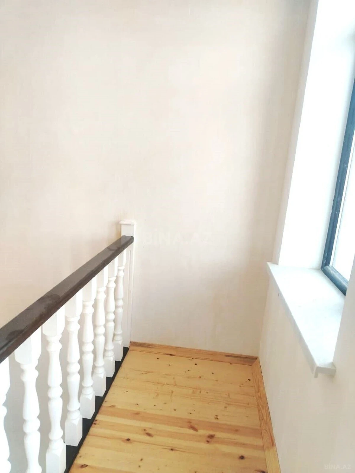 Satılır 4 otaqlı həyət evi 160 m²
