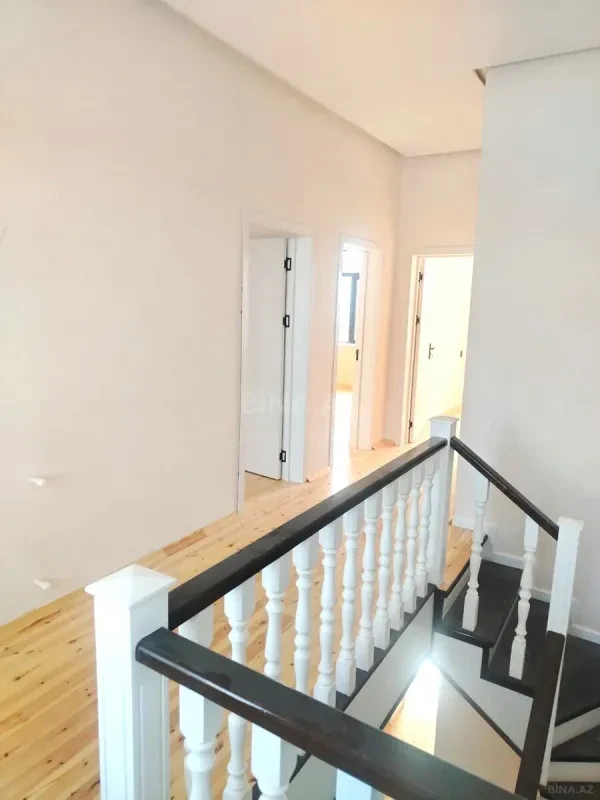 Satılır 4 otaqlı həyət evi 160 m²