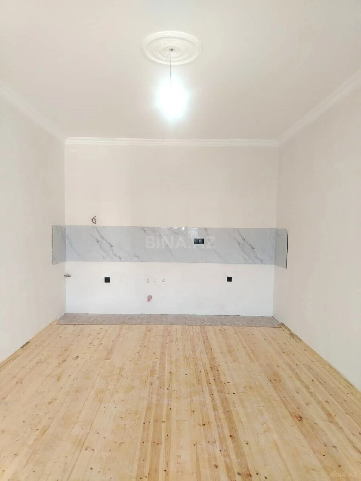 Satılır 4 otaqlı həyət evi 160 m²