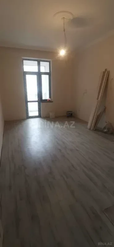 Satılır 2 otaqlı mənzil 78 m²