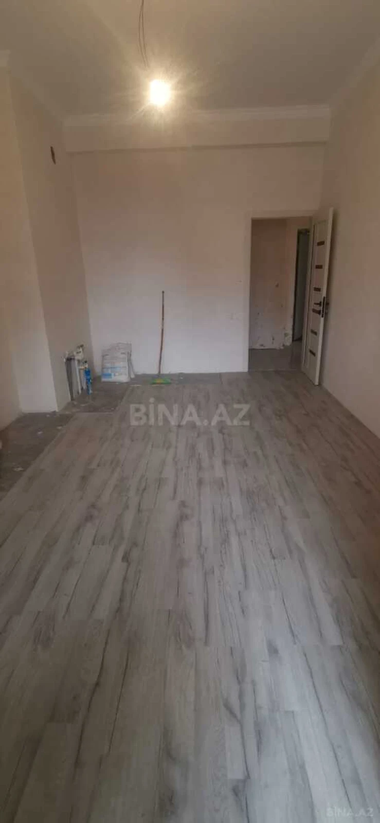 Satılır 2 otaqlı mənzil 78 m²