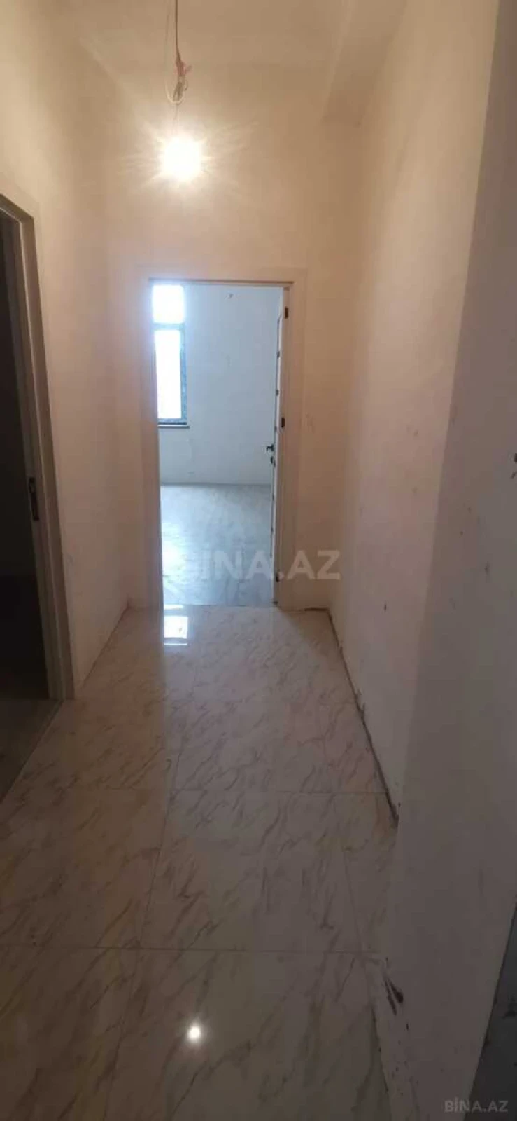 Satılır 2 otaqlı mənzil 78 m²