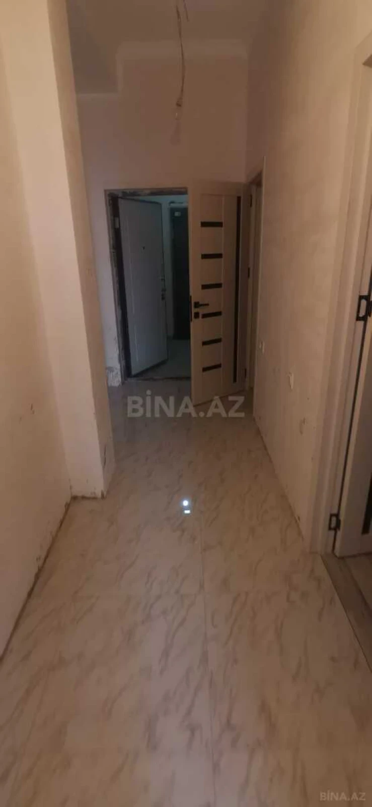 Satılır 2 otaqlı mənzil 78 m²