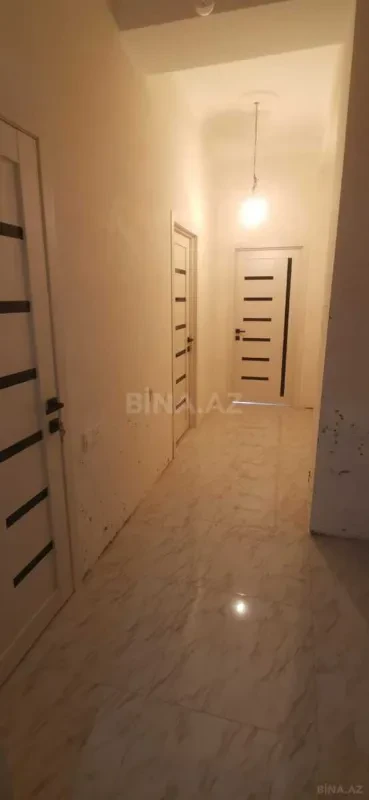 Satılır 2 otaqlı mənzil 78 m²