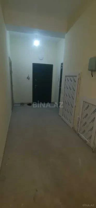 Satılır 2 otaqlı mənzil 78 m²