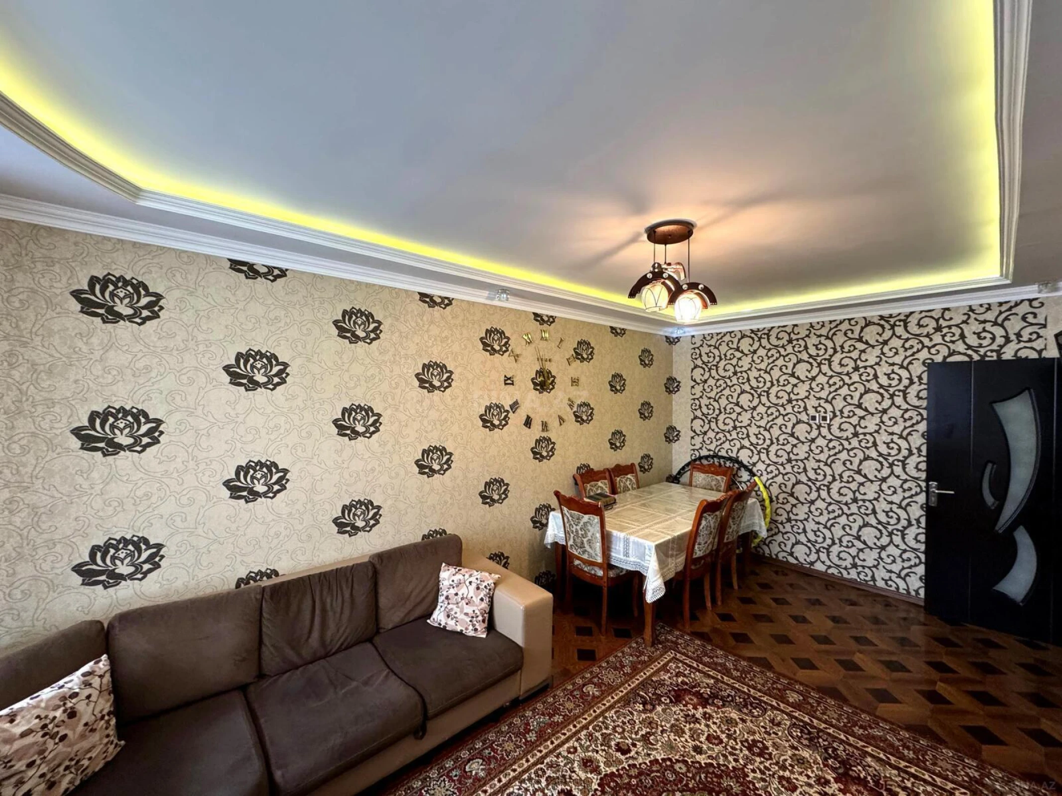 Satılır 4 otaqlı mənzil 100 m²