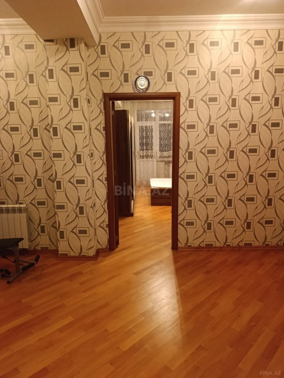 Kirayə verilir 2 otaqlı mənzil 98.8 m²