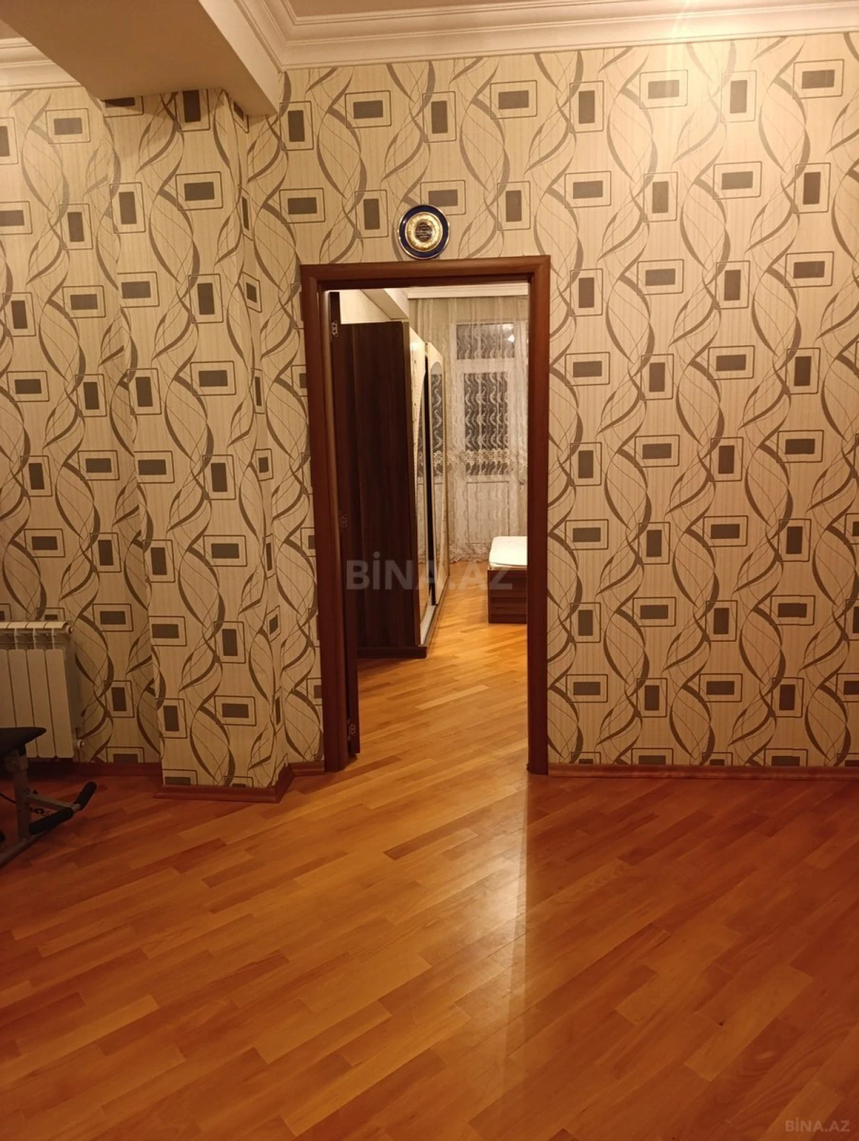 Kirayə verilir 2 otaqlı mənzil 98.8 m²