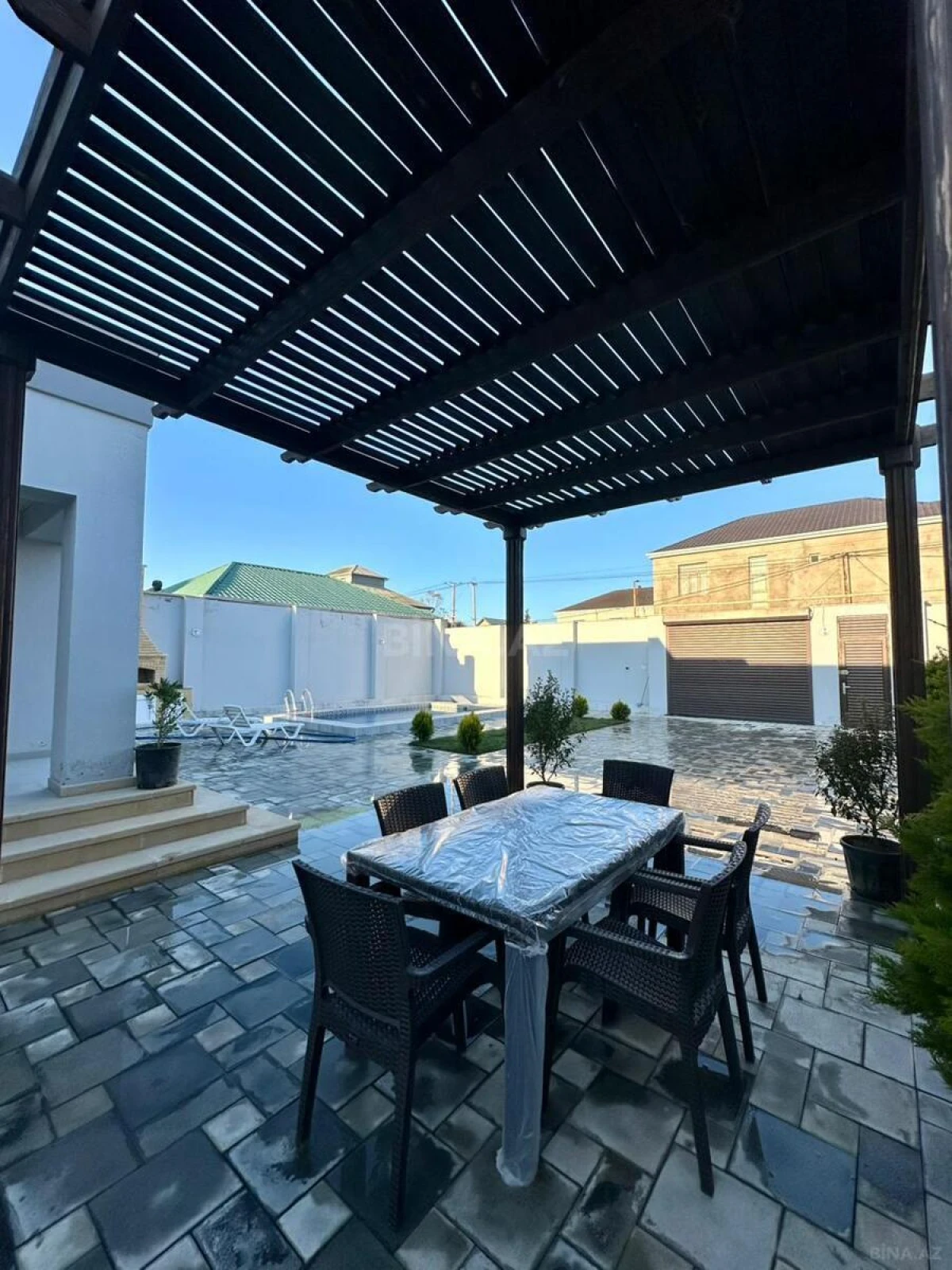 Satılır 4 otaqlı həyət evi 160 m²