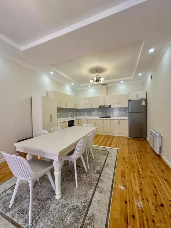 Satılır 4 otaqlı həyət evi 160 m²