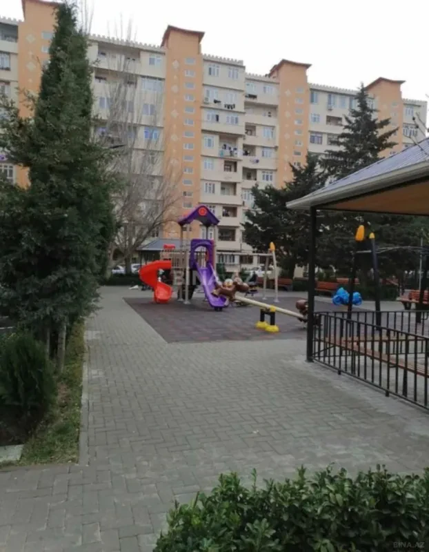Satılır 2 otaqlı mənzil 60 m²