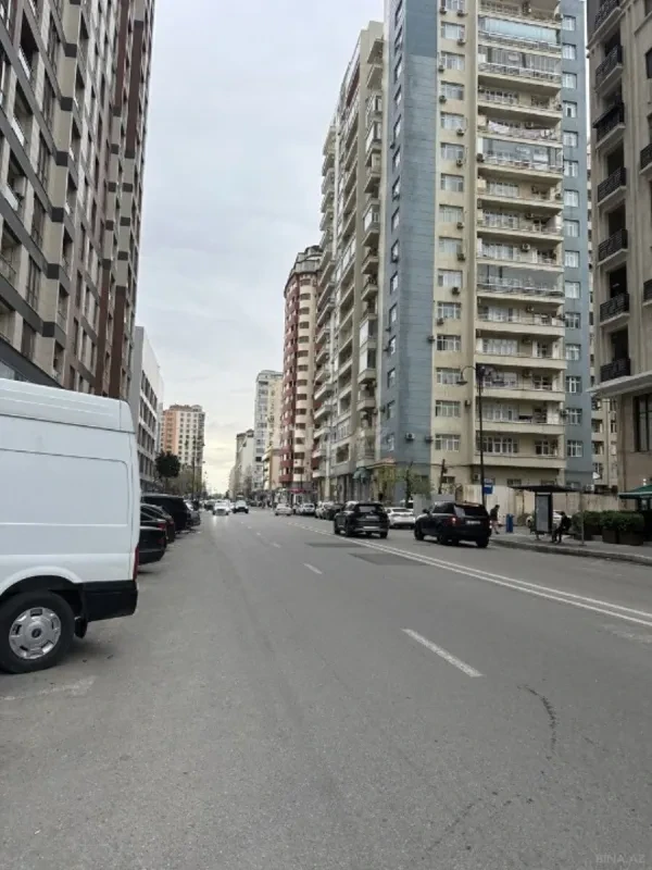 Satılır 3 otaqlı mənzil 100 m²