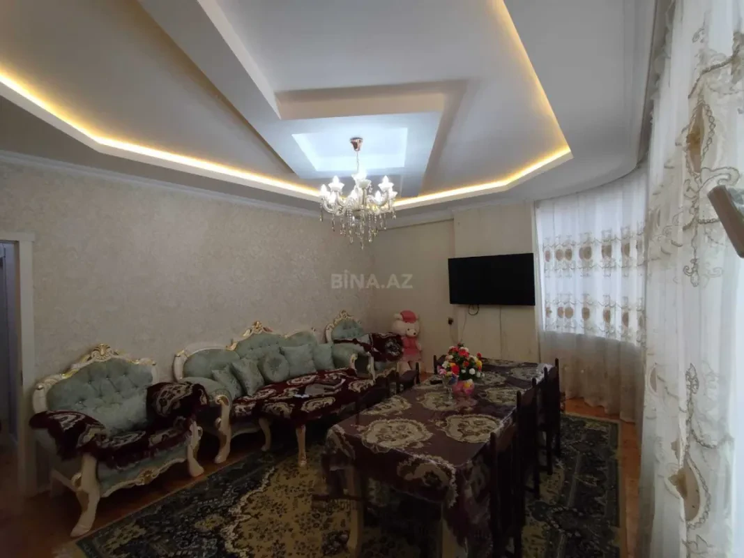 Satılır 3 otaqlı mənzil 115 m²