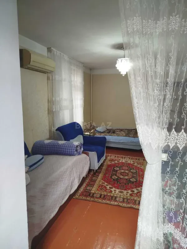Satılır 1 otaqlı mənzil 35 m²