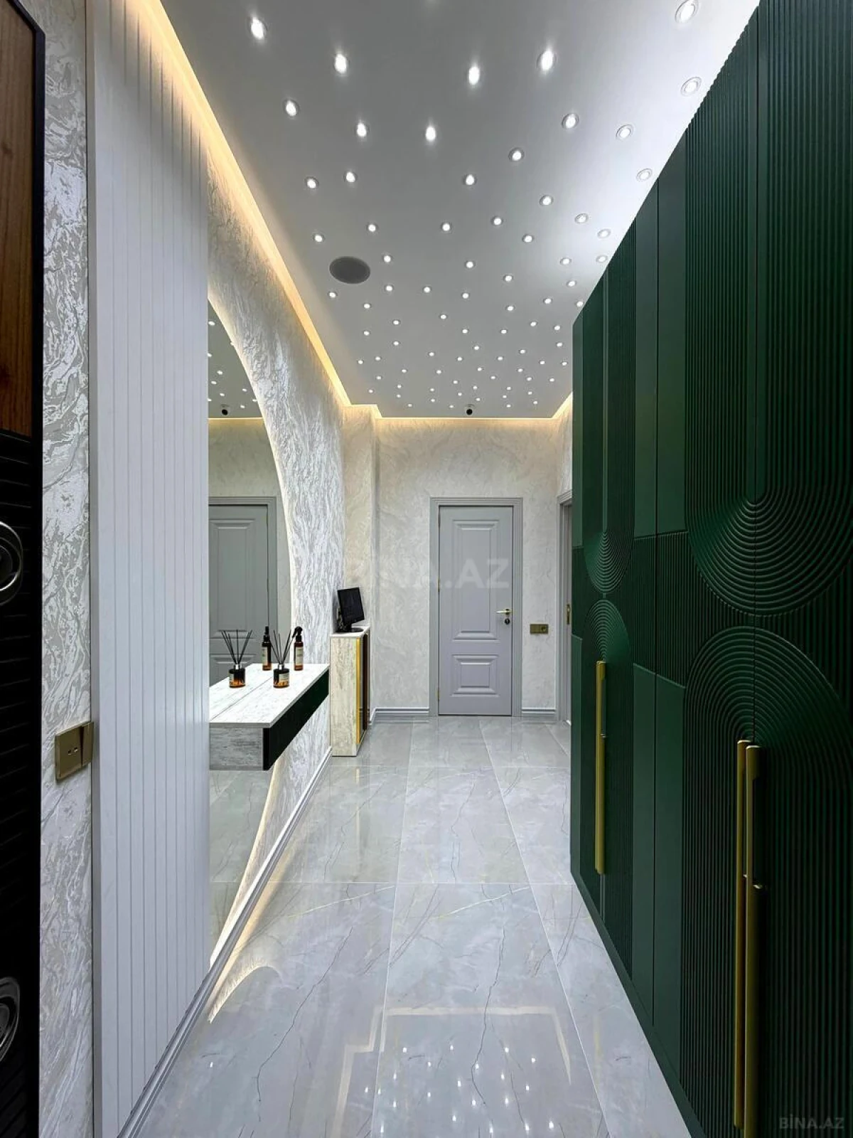 Satılır 2 otaqlı mənzil 54 m²