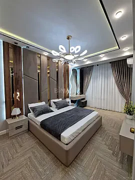 Satılır 3 otaqlı mənzil 140 m²