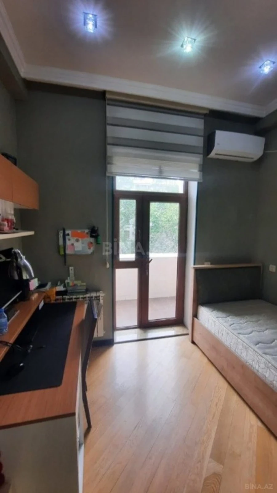 Satılır 3 otaqlı mənzil 86 m²