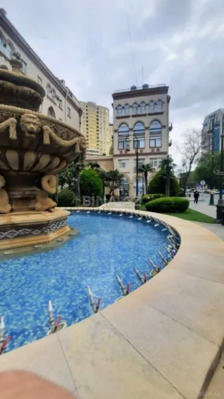 Satılır 3 otaqlı mənzil 86 m²