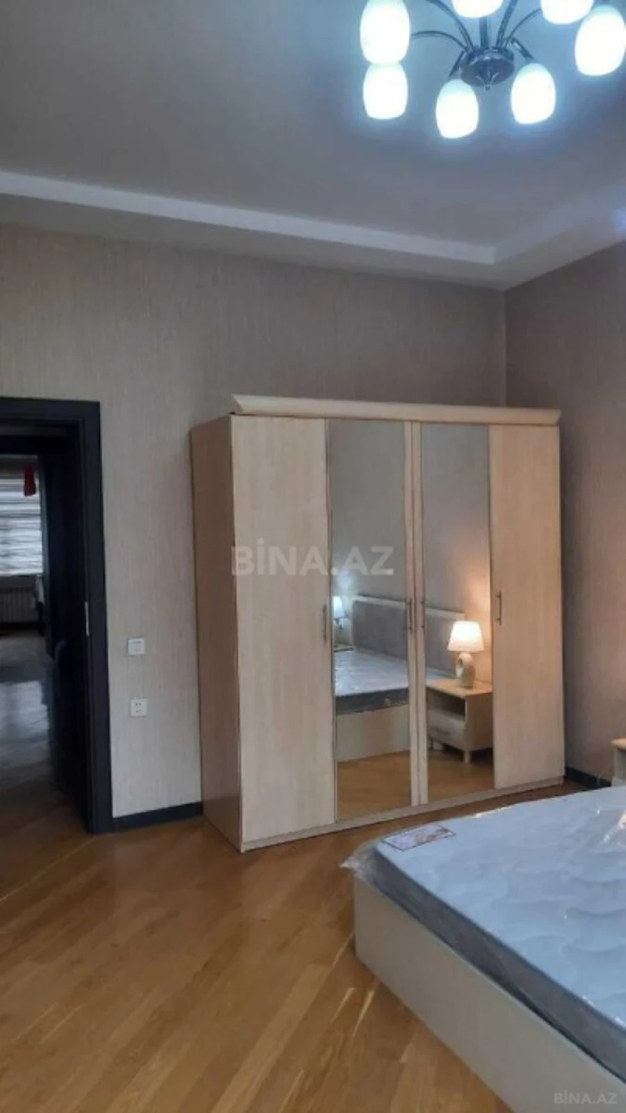 Satılır 3 otaqlı mənzil 86 m²