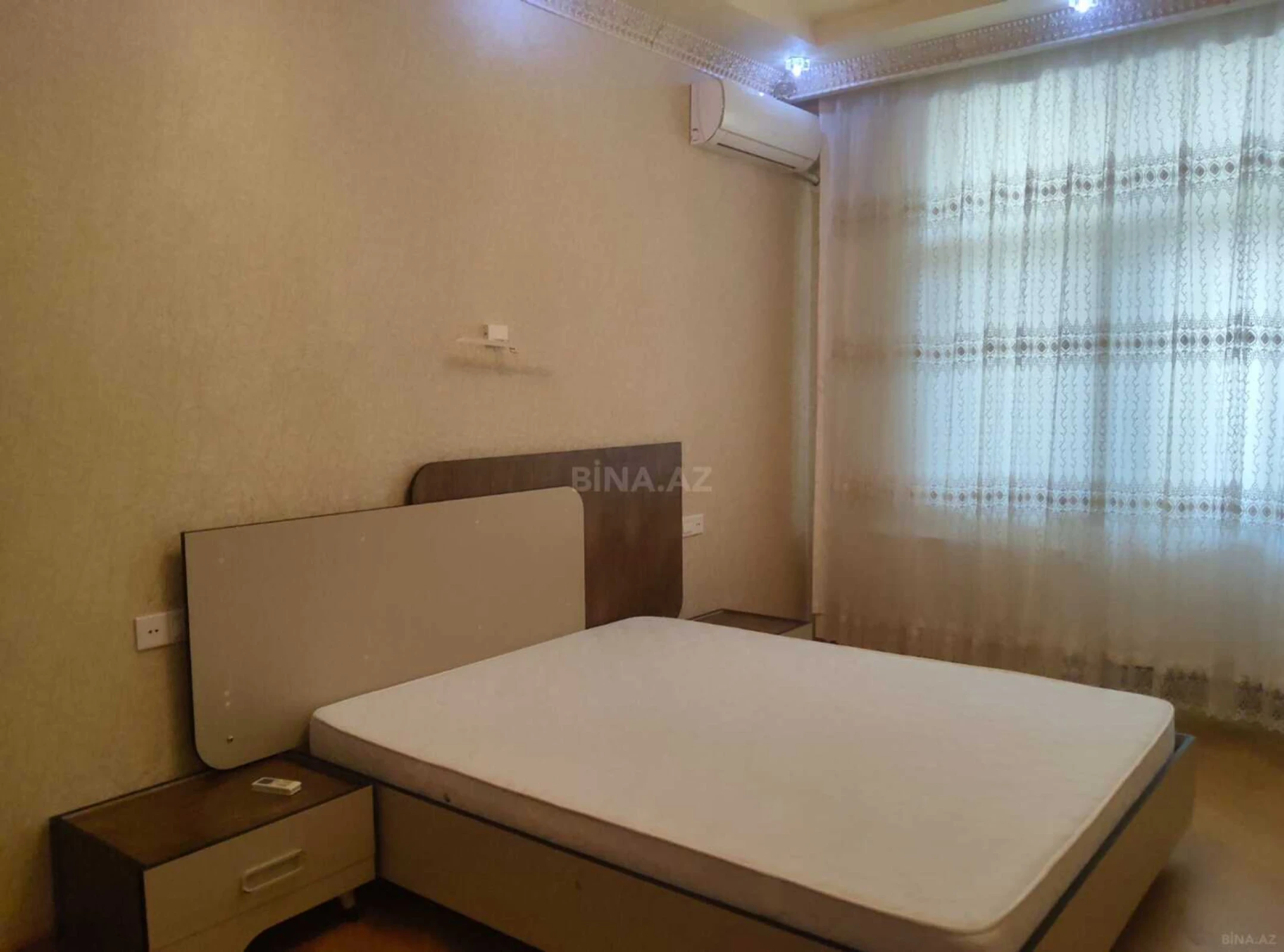 Kirayə verilir 2 otaqlı mənzil 90 m²