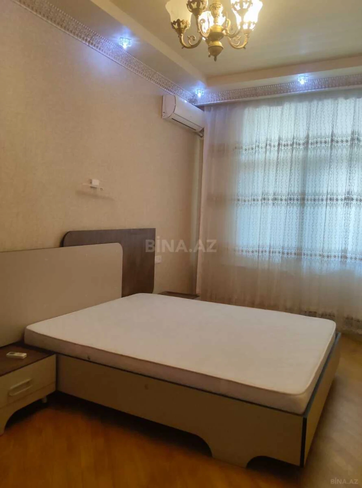 Kirayə verilir 2 otaqlı mənzil 90 m²