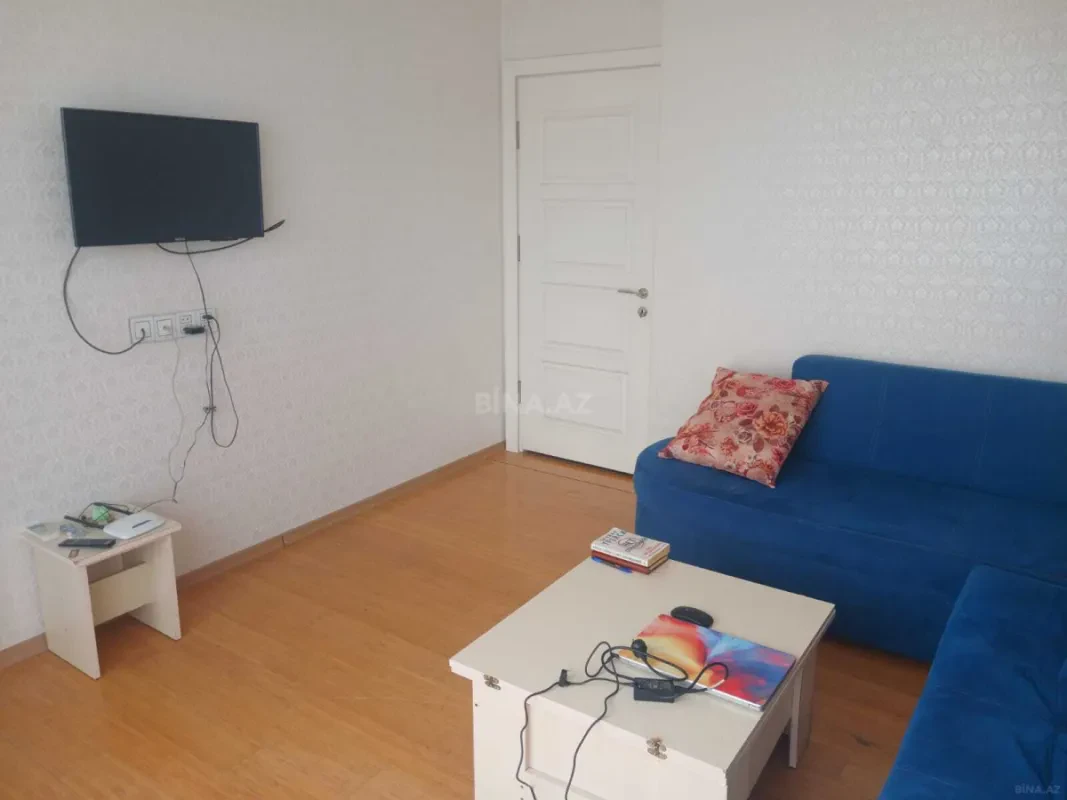 Kirayə verilir 2 otaqlı mənzil 50 m²