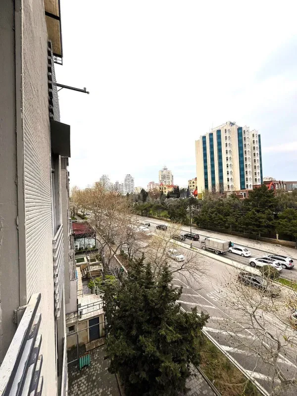 Satılır 3 otaqlı mənzil 62 m²