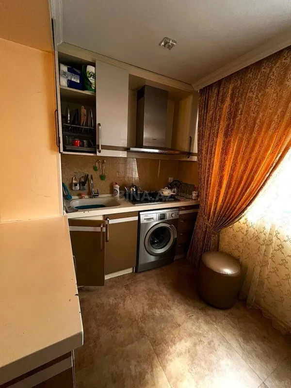 Satılır 3 otaqlı mənzil 62 m²