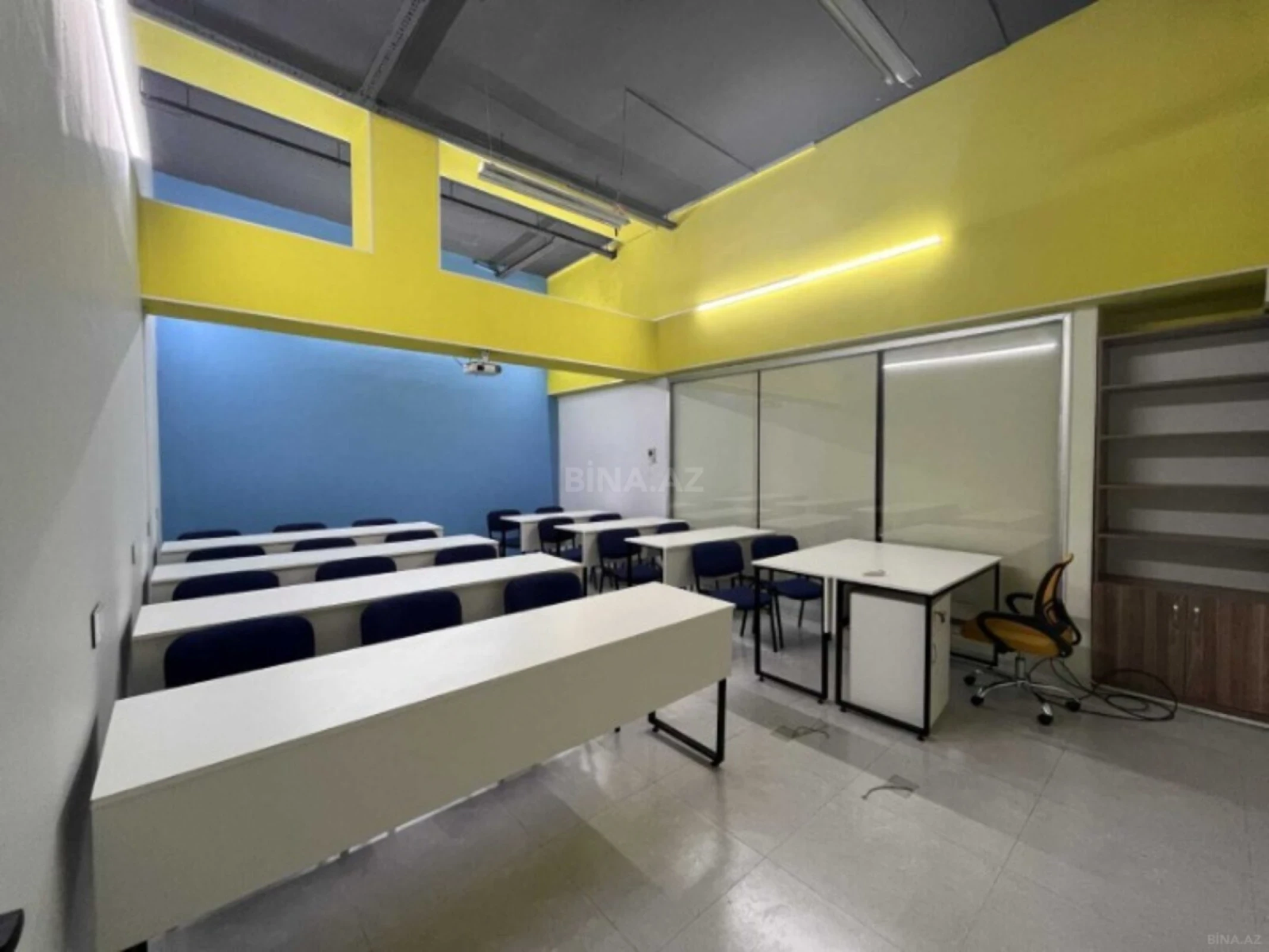 Kirayə verilir 5 otaqlı ofis 220 m²