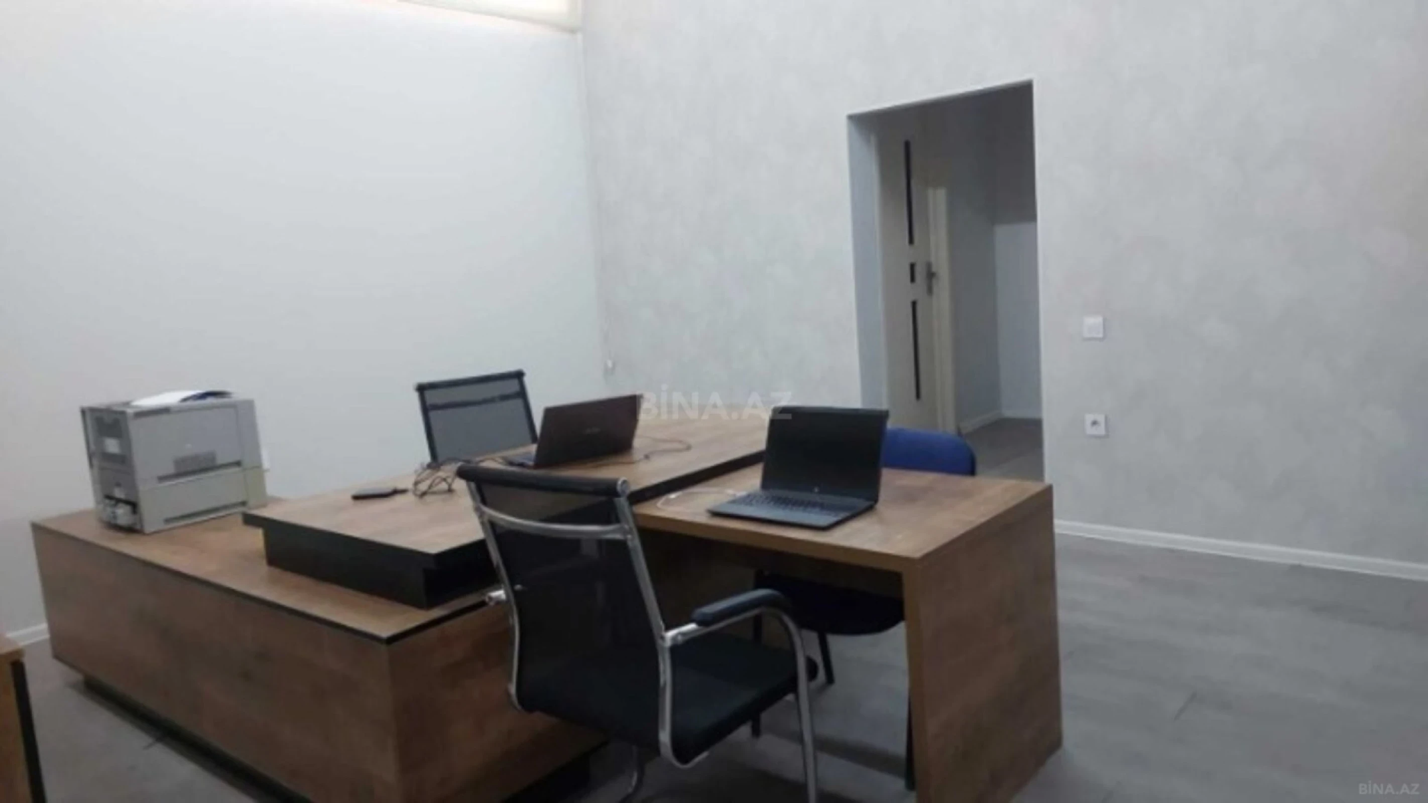 Kirayə verilir 5 otaqlı ofis 220 m²