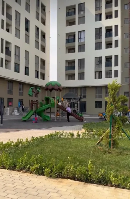 Satılır 2 otaqlı mənzil 59 m²
