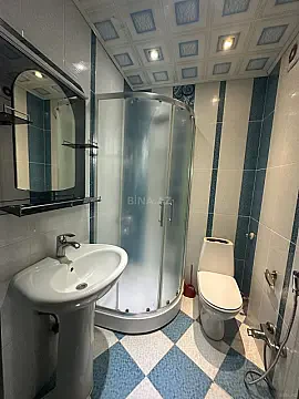 Kirayə verilir 3 otaqlı mənzil 137 m²