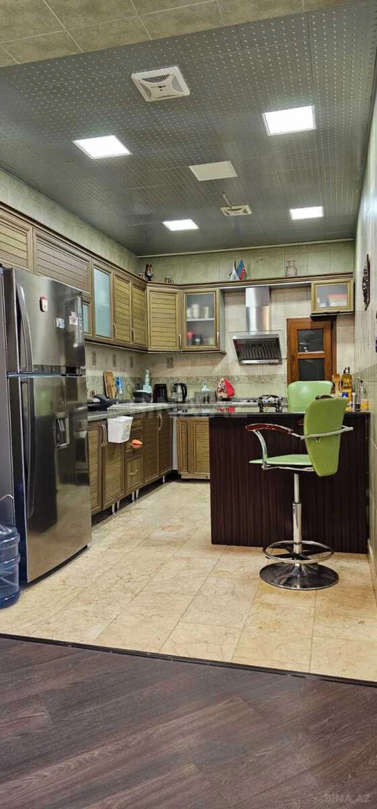 Satılır 3 otaqlı mənzil 110 m²