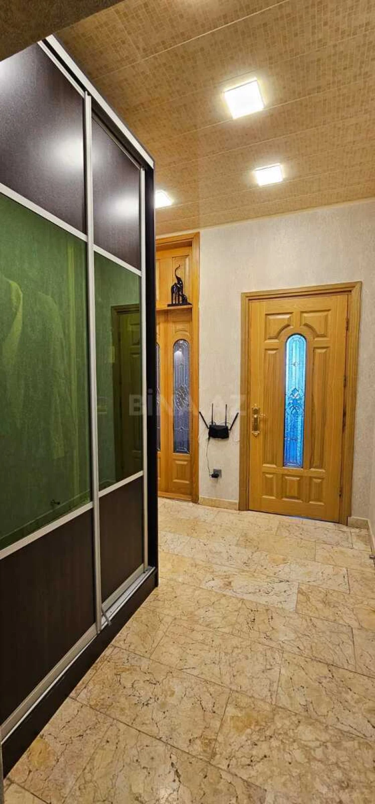 Satılır 3 otaqlı mənzil 110 m²