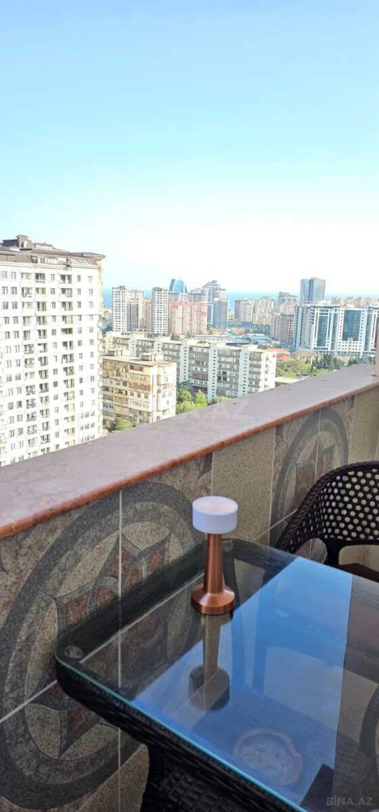 Satılır 3 otaqlı mənzil 110 m²
