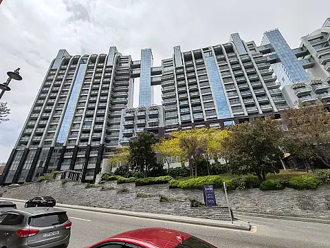 Satılır 4 otaqlı mənzil 328 m² — Bakı 4 otaq 328.00 m²