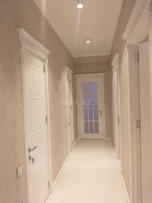 Kirayə verilir 3 otaqlı mənzil 110 m²
