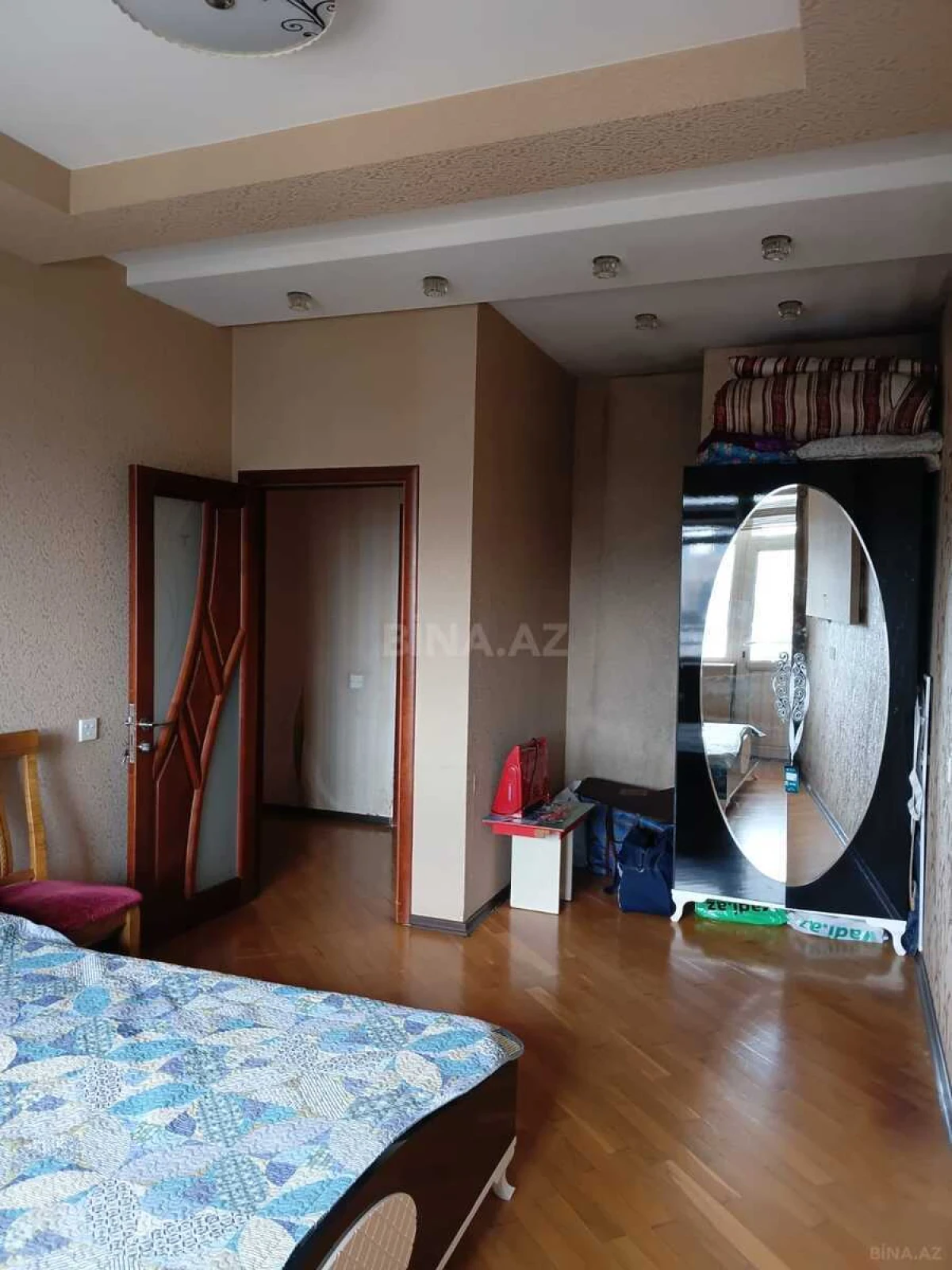 Kirayə verilir 2 otaqlı mənzil 65 m²