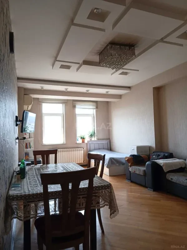 Kirayə verilir 2 otaqlı mənzil 65 m²