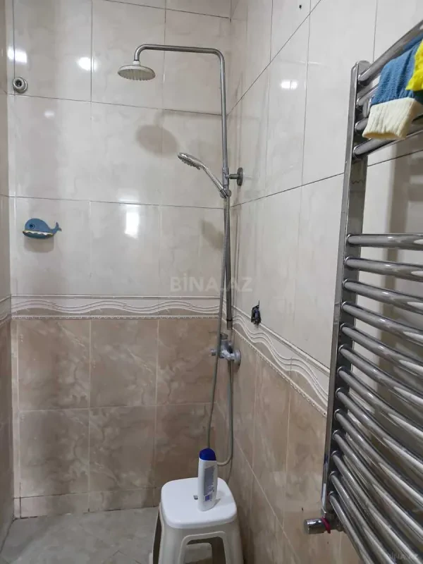 Kirayə verilir 2 otaqlı mənzil 65 m²