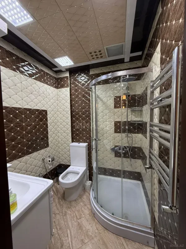 Satılır 3 otaqlı mənzil 115 m²