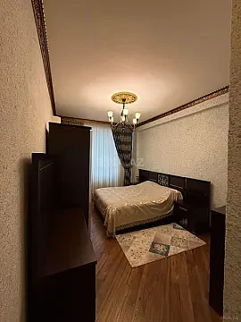 Satılır 3 otaqlı mənzil 115 m²