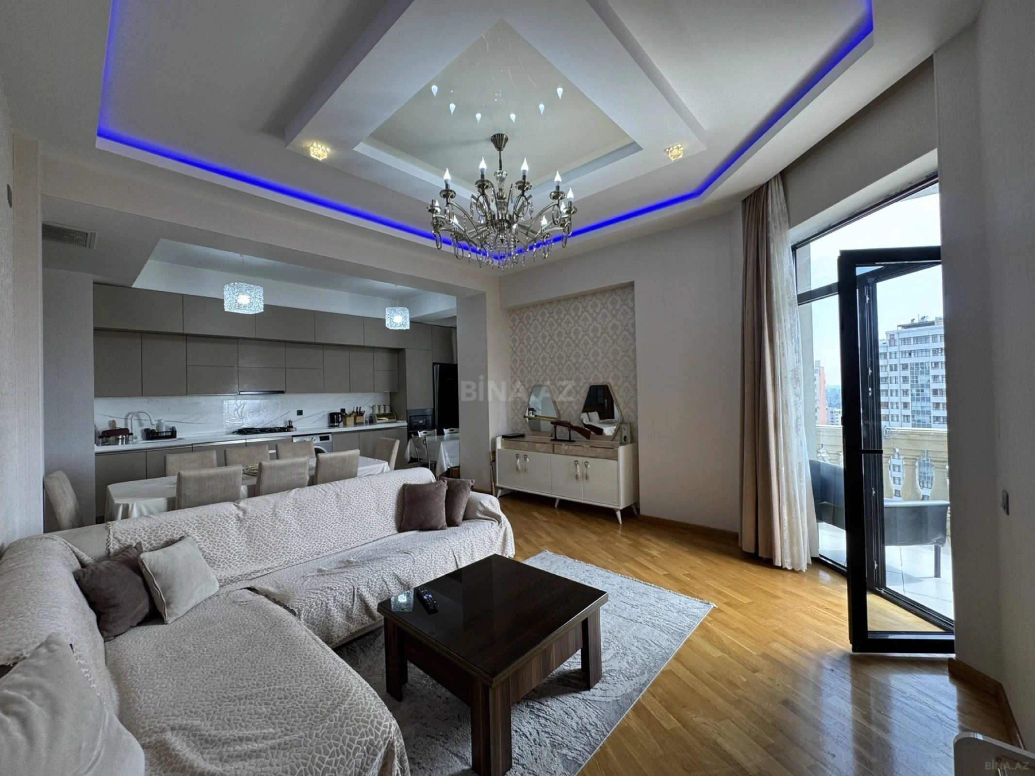 Satılır 3 otaqlı mənzil 106 m²