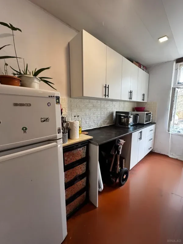 Satılır 1 otaqlı mənzil 30 m²
