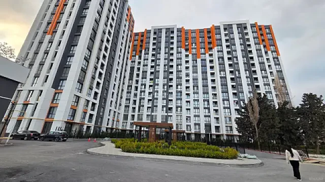 Satılır 2 otaqlı mənzil 53 m² — Bakı, İnşaatçılar 2 otaq 53.00 m²