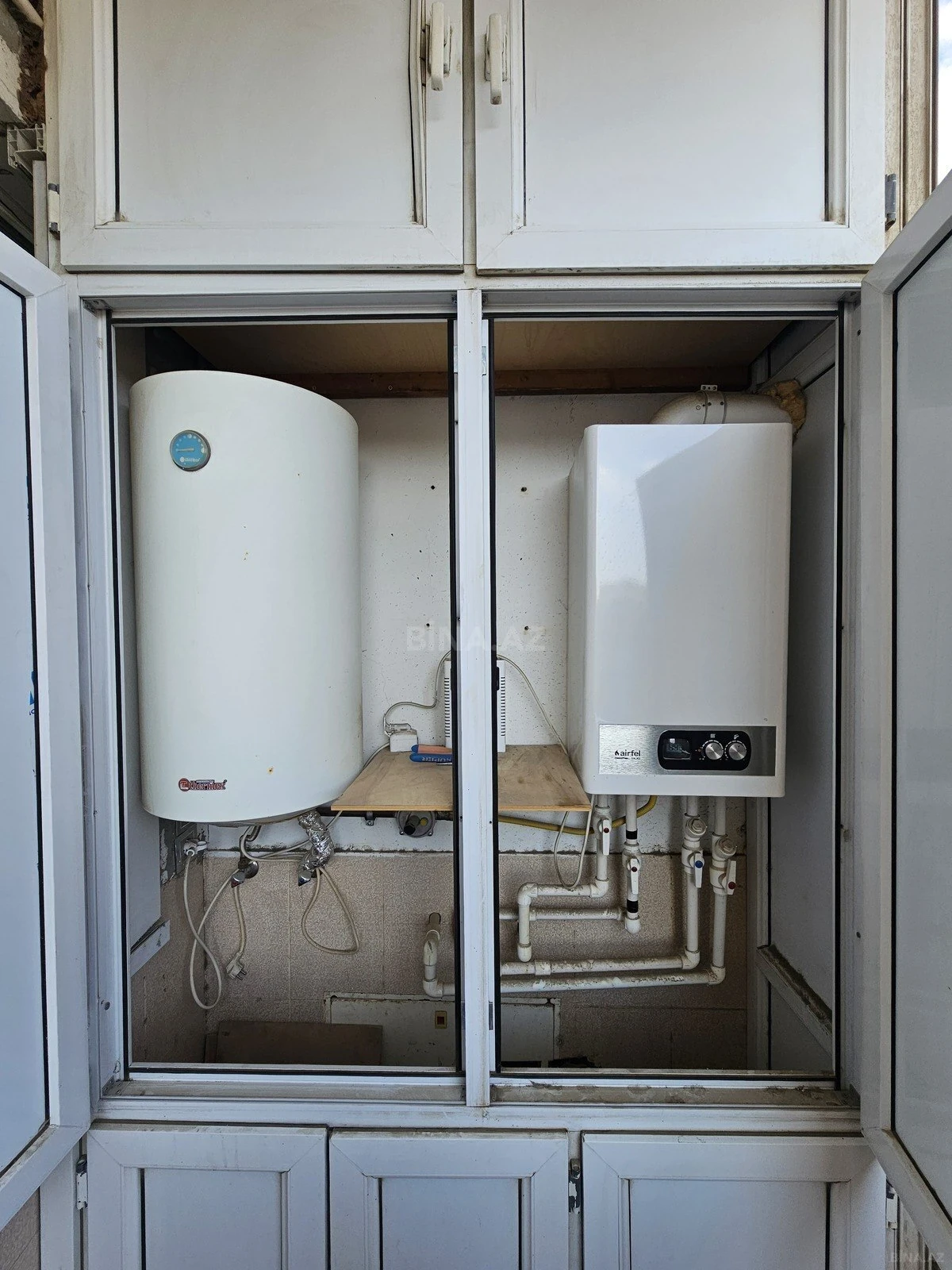 Satılır 3 otaqlı mənzil 130 m²