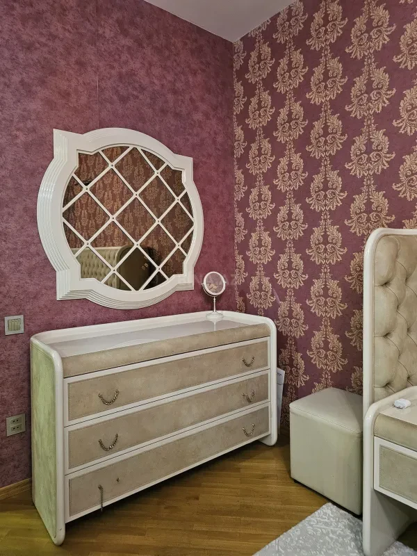 Satılır 3 otaqlı mənzil 130 m²