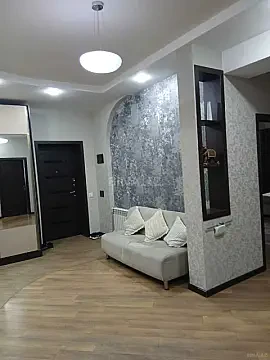 Satılır 4 otaqlı mənzil 150 m²
