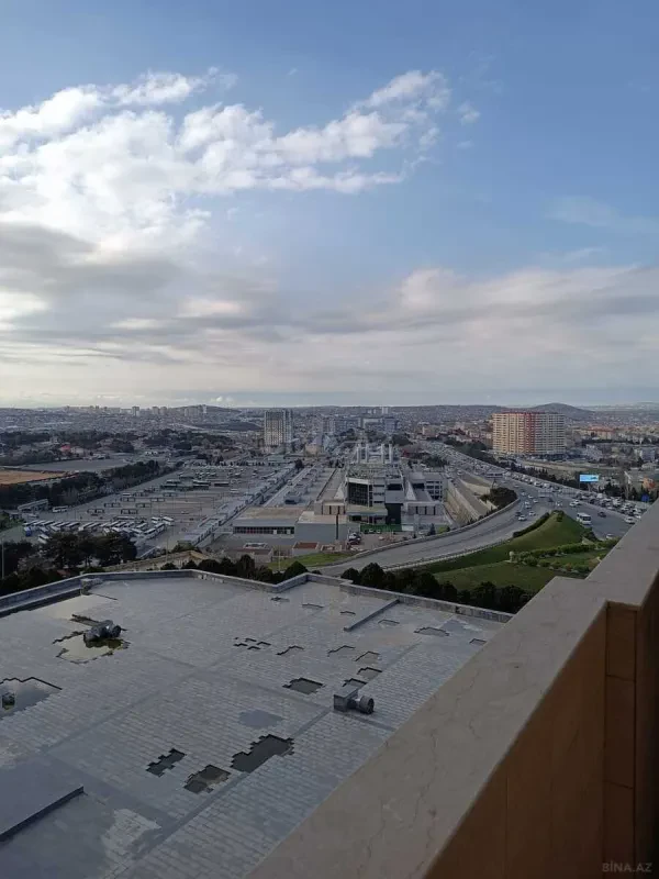 Satılır 4 otaqlı mənzil 150 m²