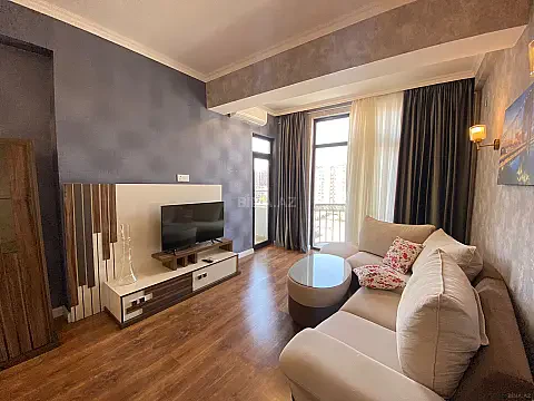 Kirayə verilir 2 otaqlı mənzil 70 m²